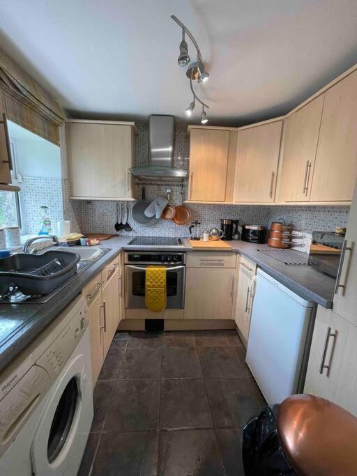 Yew Tree Cottage, 3 Bedroom, 4 Church Row Defynnog Devynock Exteriör bild