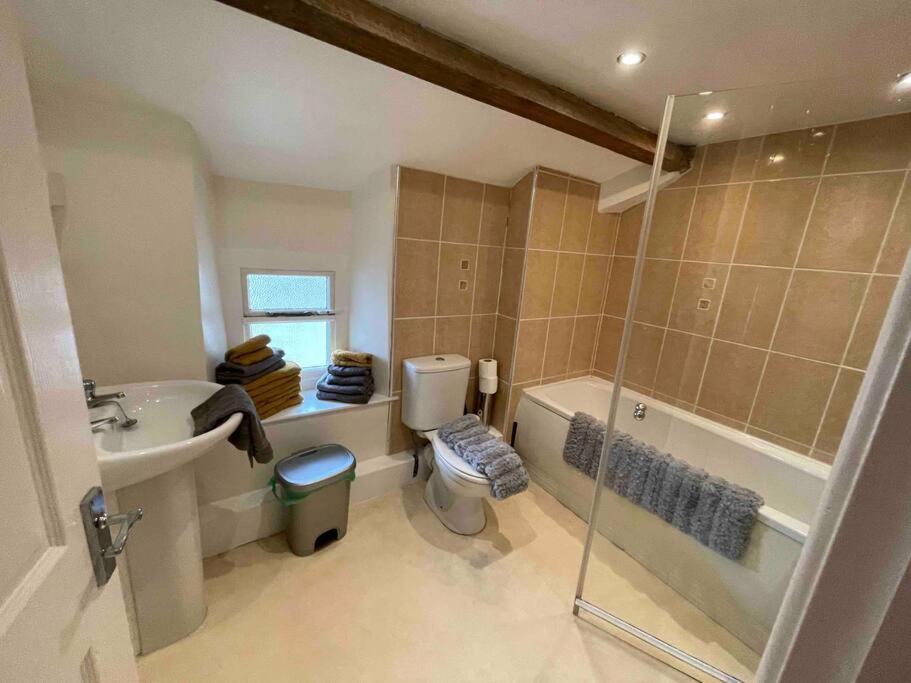 Yew Tree Cottage, 3 Bedroom, 4 Church Row Defynnog Devynock Exteriör bild