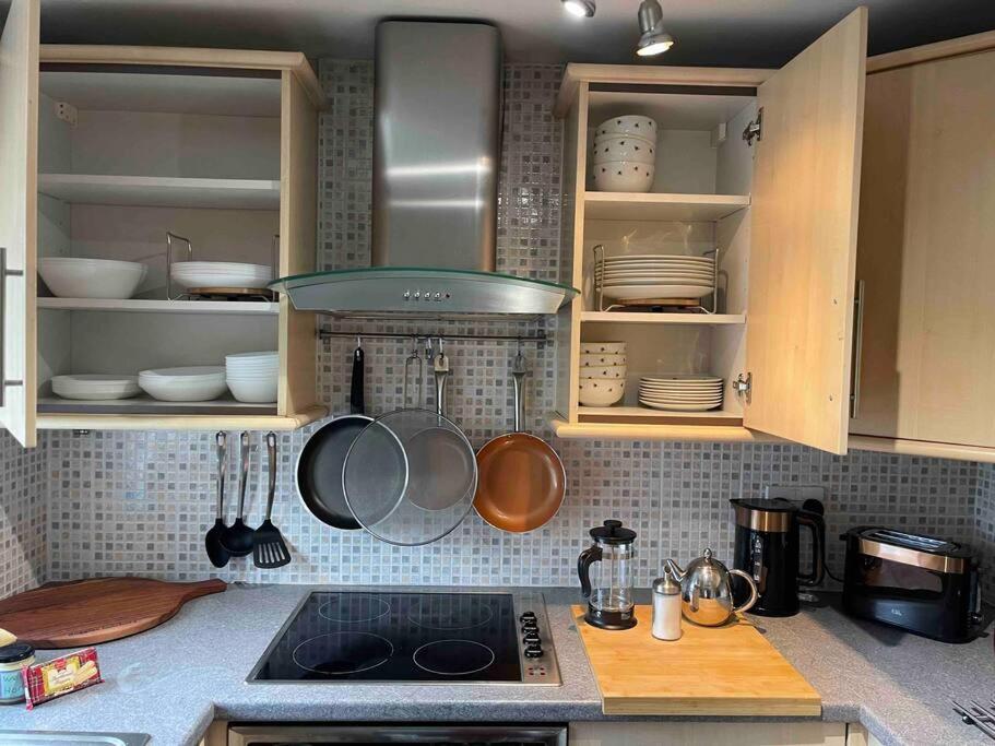 Yew Tree Cottage, 3 Bedroom, 4 Church Row Defynnog Devynock Exteriör bild
